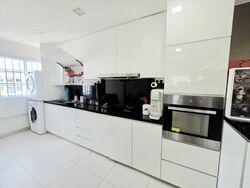 Blk 708 Jurong West Street 71 (Jurong West), HDB Executive #522071211